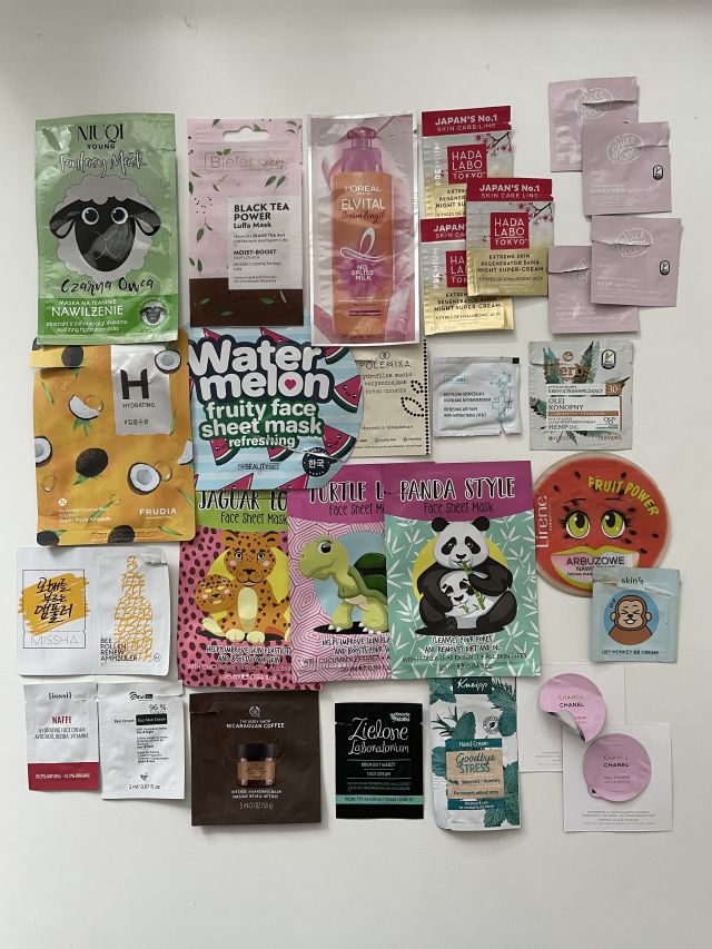 akcja denkowanie! grudzień - kosmetyki w świątecznych opakowaniach i świątecznych kolorach 🎄❄️⛄🎀🎁🎅