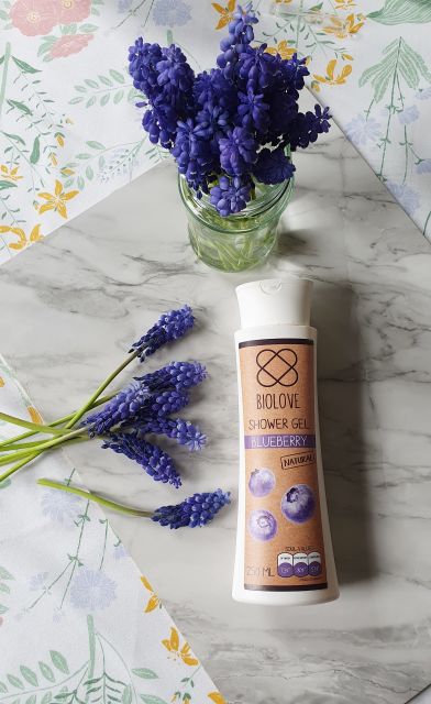 Biolove Żel pod prysznic, Borówka