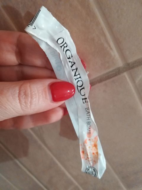 akcja denkowanie! grudzień - kosmetyki w świątecznych opakowaniach i świątecznych kolorach 🎄❄️⛄🎀🎁🎅