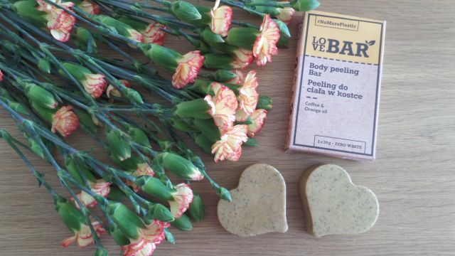 Love Bar Peeling do ciała w kostce, Kawa i olejek pomarańczowy