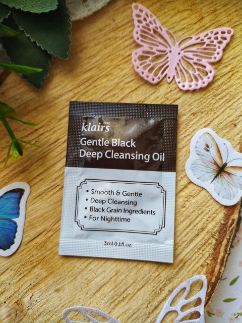 Klairs Gentle Black Deep Cleansing Oil 