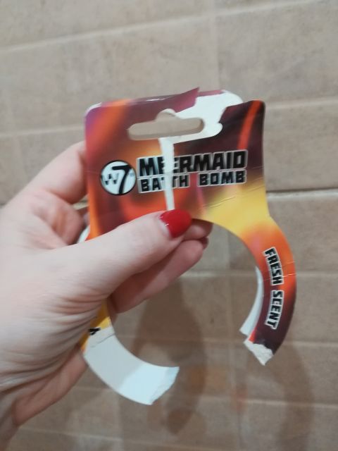 akcja denkowanie! grudzień - kosmetyki w świątecznych opakowaniach i świątecznych kolorach 🎄❄️⛄🎀🎁🎅