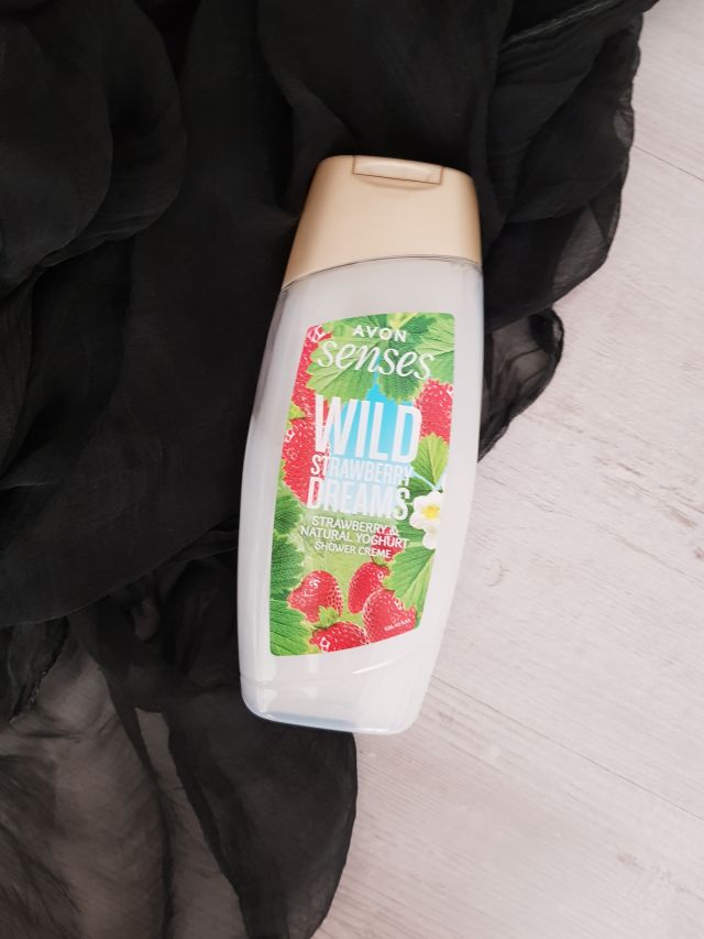 Avon Senses, Żel pod prysznic, Wild Strawberry Dreams
