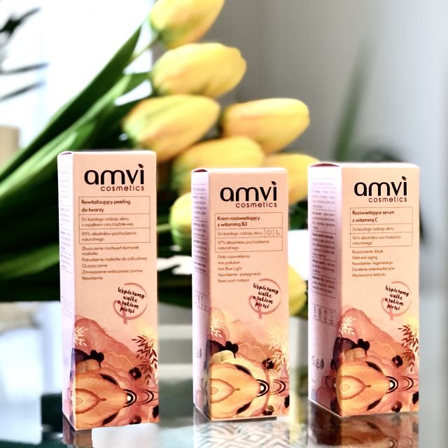 AMVI Cosmetics zestaw do testów wizaż