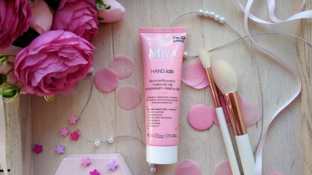 Skoncentrowana maska do dłoni i paznokci z kompleksem olejków 40% HAND.lab Miya Cosmetics