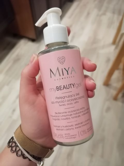 Żel do mycia twarzy Miya