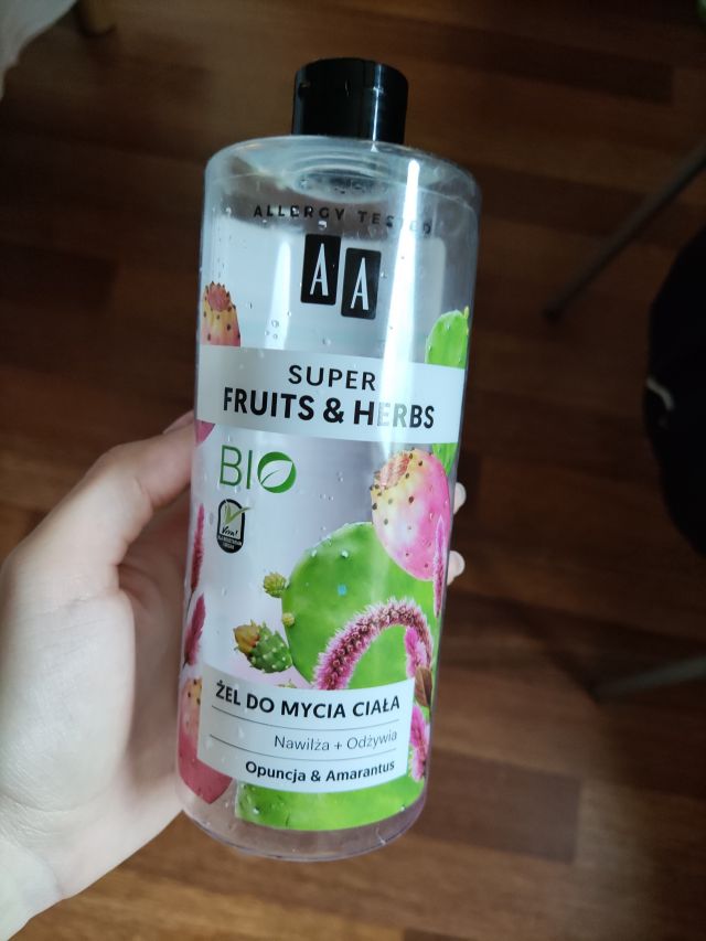 akcja denkowanie! grudzień - kosmetyki w świątecznych opakowaniach i świątecznych kolorach 🎄❄️⛄🎀🎁🎅