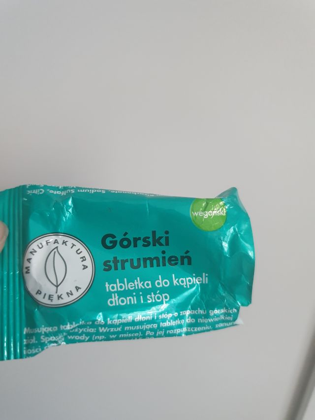 akcja denkowanie! grudzień - kosmetyki w świątecznych opakowaniach i świątecznych kolorach 🎄❄️⛄🎀🎁🎅