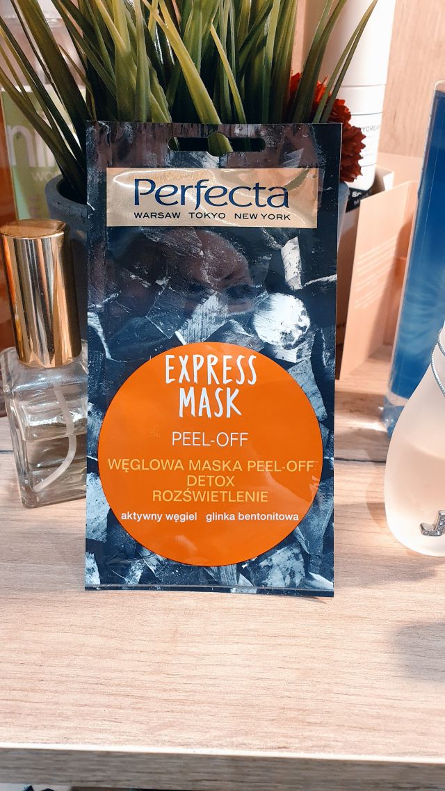 Perfecta Express Mask, Peel-Off, Węglowa maseczka do twarzy, Detox i rozświetlenie