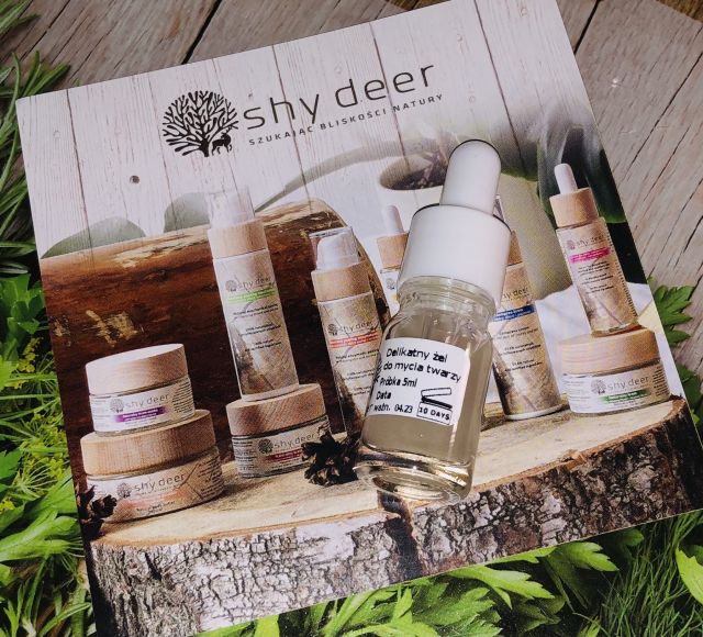 Shy Deer Delikatny żel do mycia twarzy