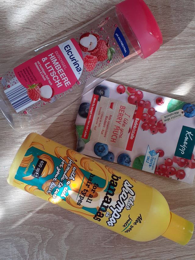 akcja denkowanie! grudzień - kosmetyki w świątecznych opakowaniach i świątecznych kolorach 🎄❄️⛄🎀🎁🎅