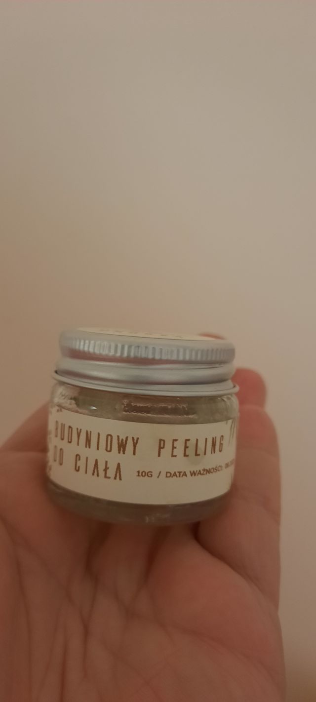 akcja denkowanie! grudzień - kosmetyki w świątecznych opakowaniach i świątecznych kolorach 🎄❄️⛄🎀🎁🎅