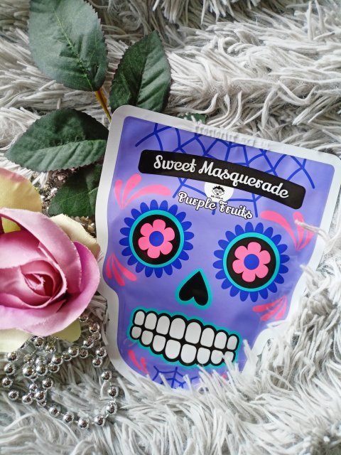 Fioletowa maskarada