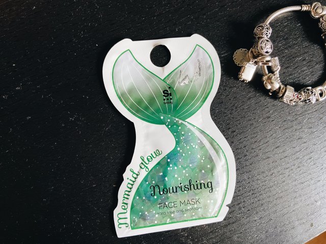 SINSAY Maseczka do twarzy, Odżywcza, Mermaid Glow, Nourishing, Z pianką morską i drzewem tara