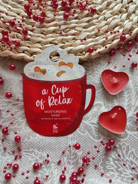 Kremowa maska z Sinsay 