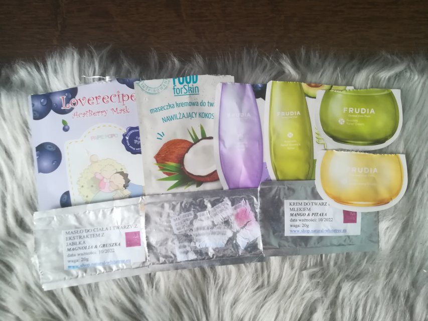 akcja denkowanie! grudzień - kosmetyki w świątecznych opakowaniach i świątecznych kolorach 🎄❄️⛄🎀🎁🎅