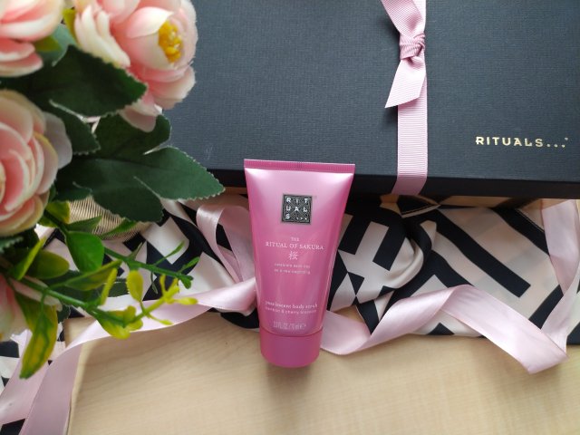 rituals sakura scrub