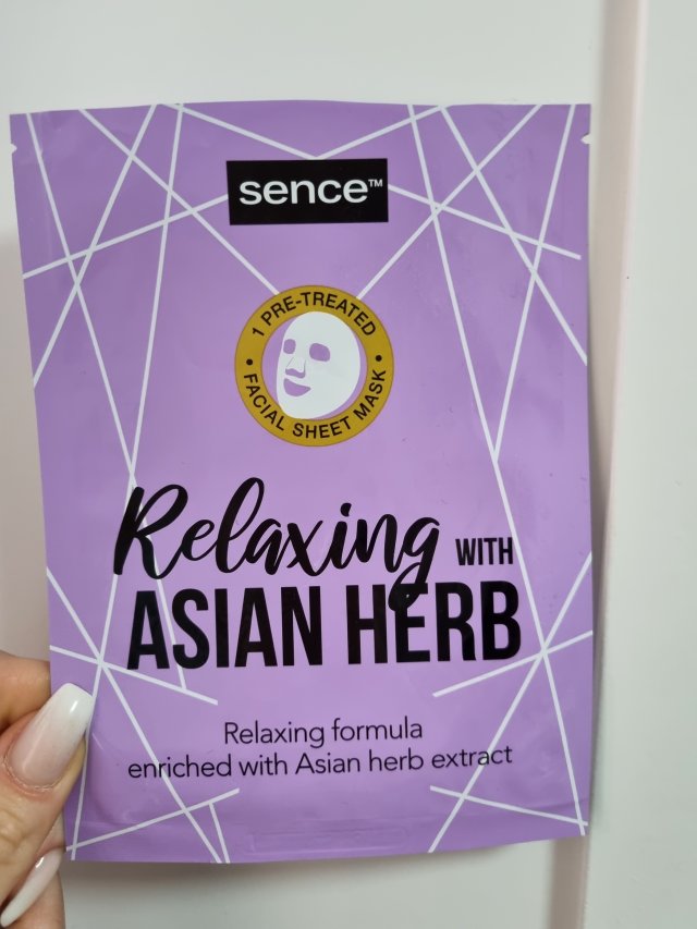 akcja denkowanie! grudzień - kosmetyki w świątecznych opakowaniach i świątecznych kolorach 🎄❄️⛄🎀🎁🎅