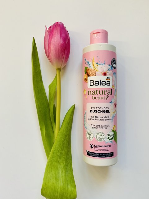 Balea Żel pod prysznic, Natural Beauty, Bio-olej migdałowy i kwiat wiśni 
