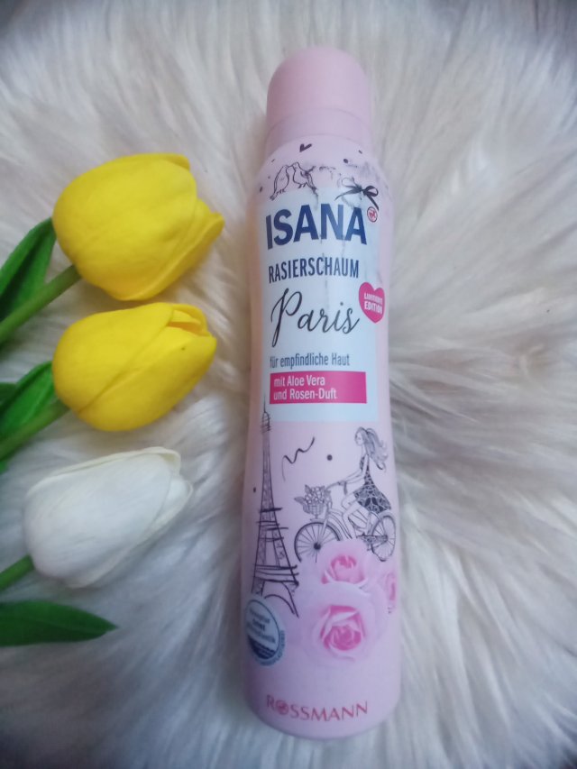 Isana Pianka do golenia, Paris