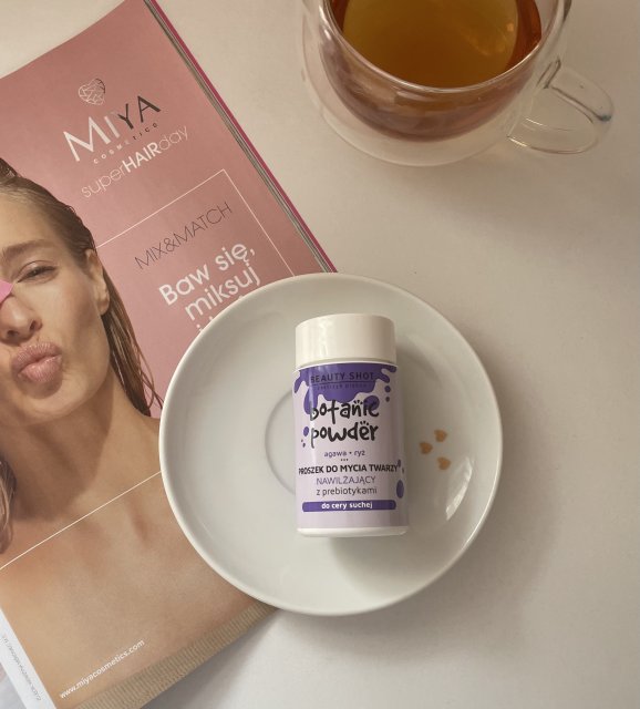 Botanic Powder proszek do mycia twarzy z agawą i ryżem Beauty Shot