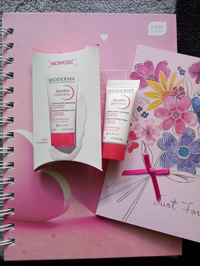 Bioderma Sensibio, Defensive, Active Soothing Cream, Krem do skóry normalnej i mieszanej, Lekki, Kojący