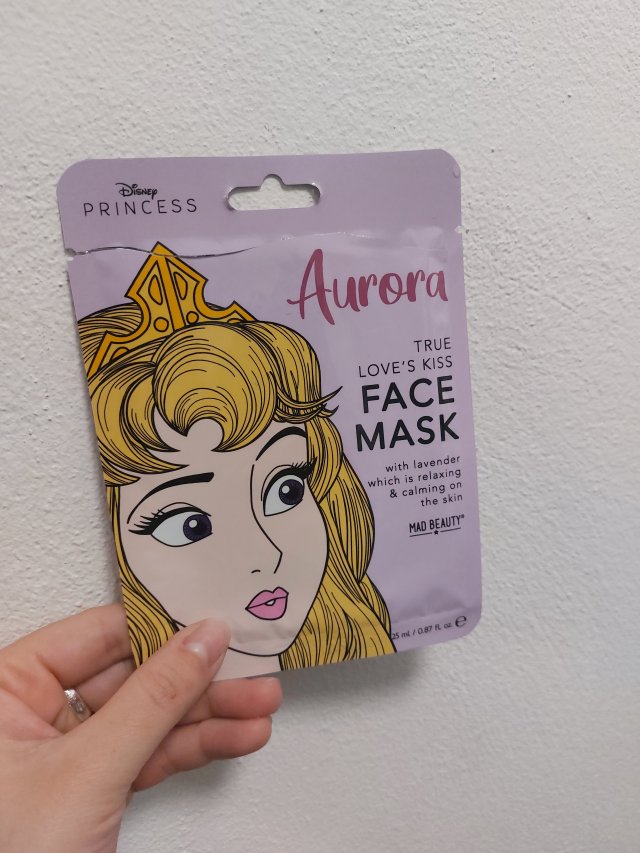 akcja denkowanie! grudzień - kosmetyki w świątecznych opakowaniach i świątecznych kolorach 🎄❄️⛄🎀🎁🎅