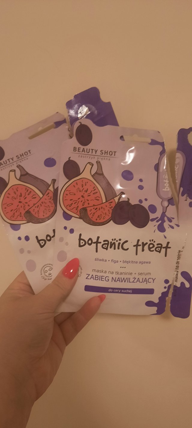 akcja denkowanie! grudzień - kosmetyki w świątecznych opakowaniach i świątecznych kolorach 🎄❄️⛄🎀🎁🎅