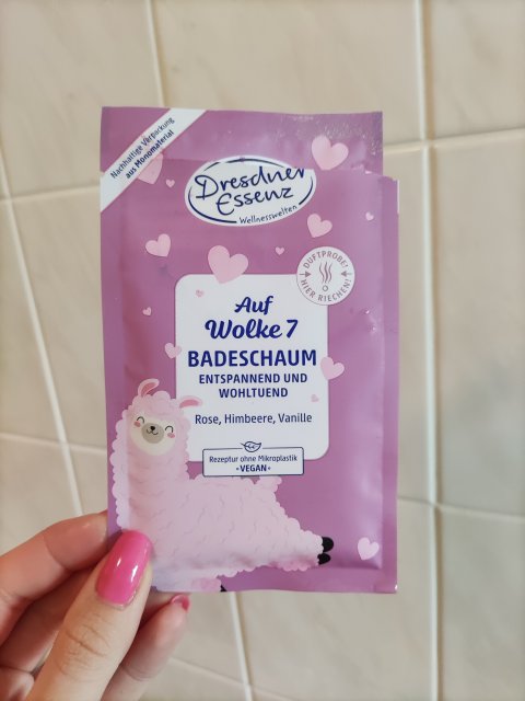 akcja denkowanie! grudzień - kosmetyki w świątecznych opakowaniach i świątecznych kolorach 🎄❄️⛄🎀🎁🎅