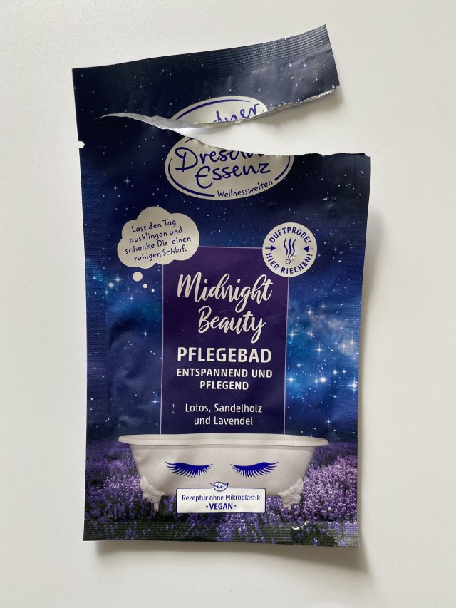 akcja denkowanie! grudzień - kosmetyki w świątecznych opakowaniach i świątecznych kolorach 🎄❄️⛄🎀🎁🎅