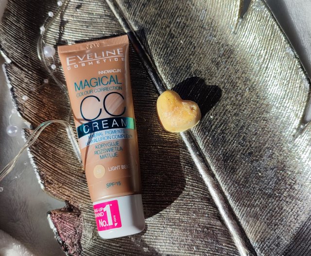 Eveline Magical CC Cream, Krem CC do twarzy, 50 Light beige