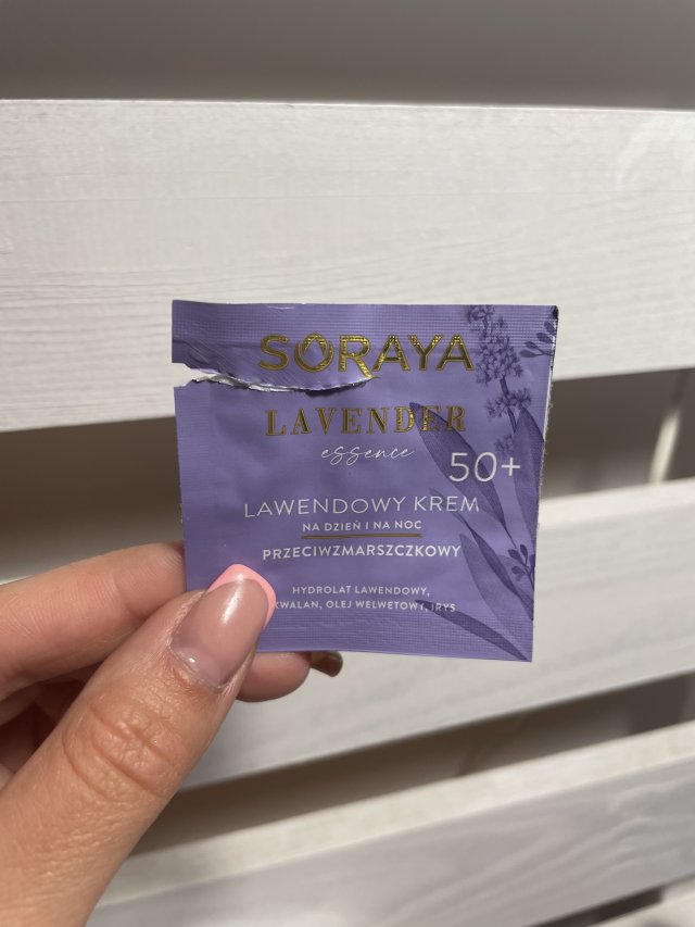 akcja denkowanie! grudzień - kosmetyki w świątecznych opakowaniach i świątecznych kolorach 🎄❄️⛄🎀🎁🎅