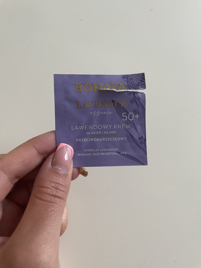 akcja denkowanie! grudzień - kosmetyki w świątecznych opakowaniach i świątecznych kolorach 🎄❄️⛄🎀🎁🎅