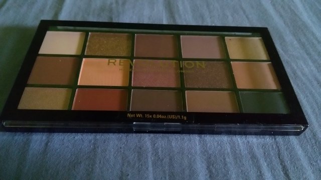 Makeup Revolution Re-Loaded, Paleta cieni do powiek, Velvet Rose