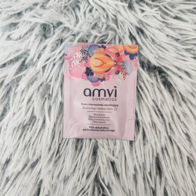 AMVI Cosmetics Krem do twarzy, Intensywnie nawilżający, Każdy rodzaj skóry