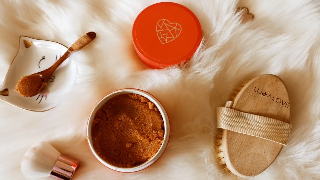 Miya Cosmetics MySOSscrub, Ekspresowy peeling do ciała