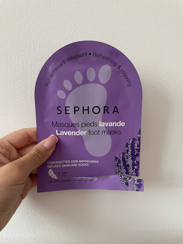 akcja denkowanie! grudzień - kosmetyki w świątecznych opakowaniach i świątecznych kolorach 🎄❄️⛄🎀🎁🎅