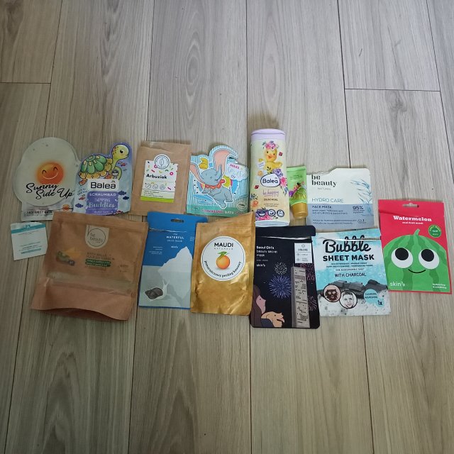 akcja denkowanie! grudzień - kosmetyki w świątecznych opakowaniach i świątecznych kolorach 🎄❄️⛄🎀🎁🎅