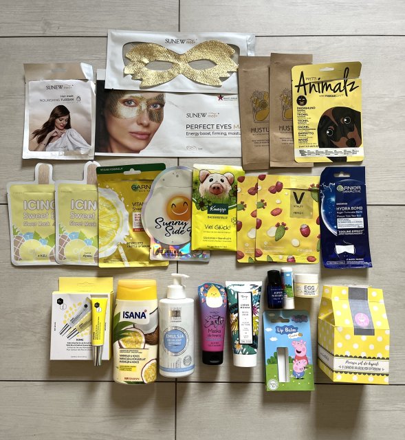 akcja denkowanie! grudzień - kosmetyki w świątecznych opakowaniach i świątecznych kolorach 🎄❄️⛄🎀🎁🎅