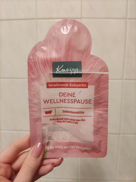 akcja denkowanie! grudzień - kosmetyki w świątecznych opakowaniach i świątecznych kolorach 🎄❄️⛄🎀🎁🎅