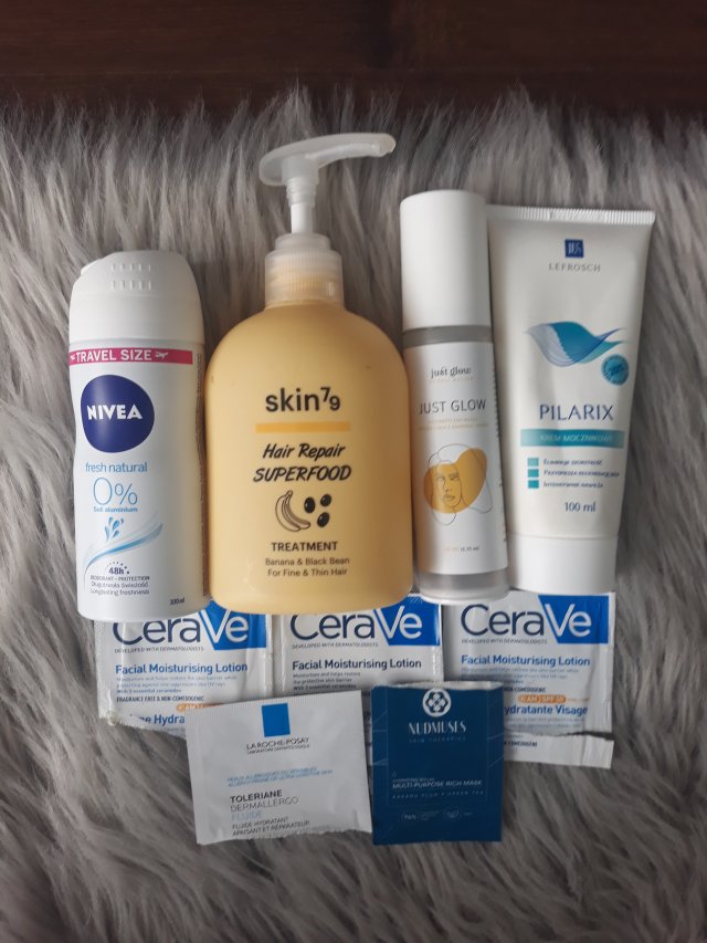 akcja denkowanie! grudzień - kosmetyki w świątecznych opakowaniach i świątecznych kolorach 🎄❄️⛄🎀🎁🎅