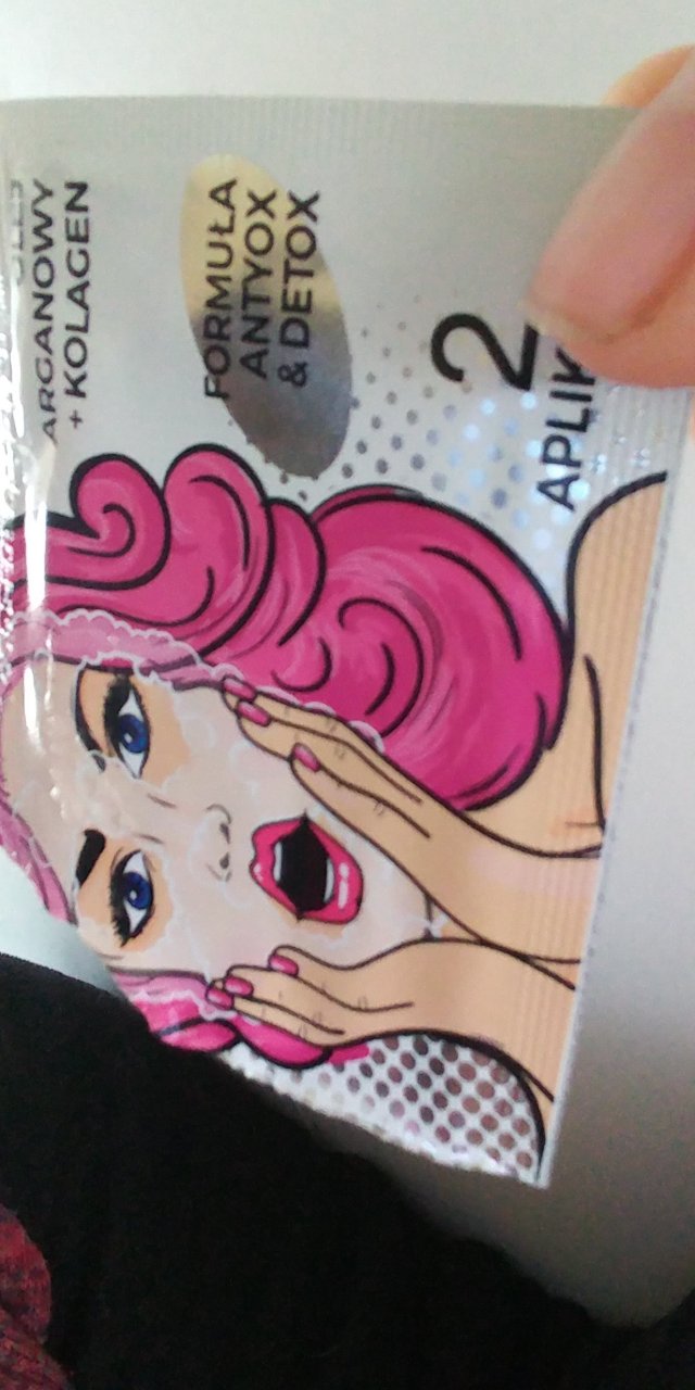 akcja denkowanie! grudzień - kosmetyki w świątecznych opakowaniach i świątecznych kolorach 🎄❄️⛄🎀🎁🎅