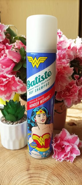 Batiste Suchy szampon do włosów, Feminine & Daring, Wonder Women