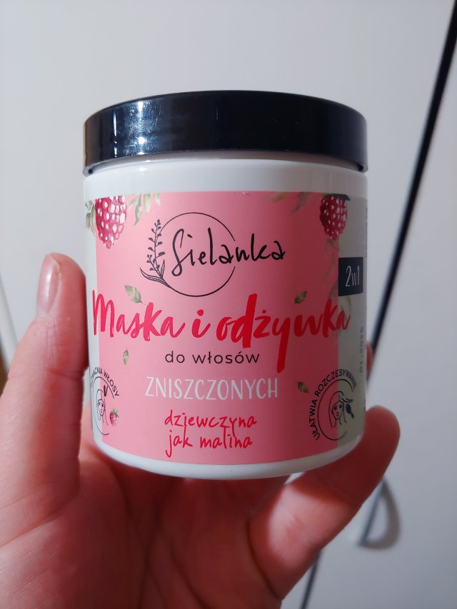 akcja denkowanie! grudzień - kosmetyki w świątecznych opakowaniach i świątecznych kolorach 🎄❄️⛄🎀🎁🎅