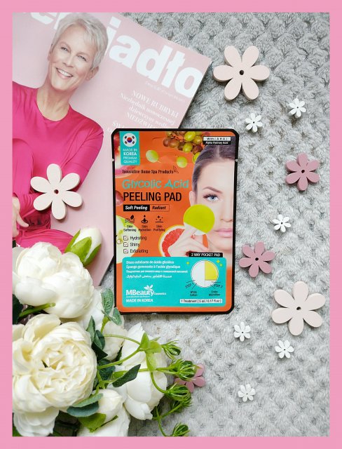 MBeauty Cosmetics Płatek peelingujący do twarzy, Oczyszczająco-peelingujący, Z kwasem AHA, Glycolic Acid Peeling Pad