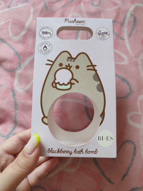 akcja denkowanie! grudzień - kosmetyki w świątecznych opakowaniach i świątecznych kolorach 🎄❄️⛄🎀🎁🎅