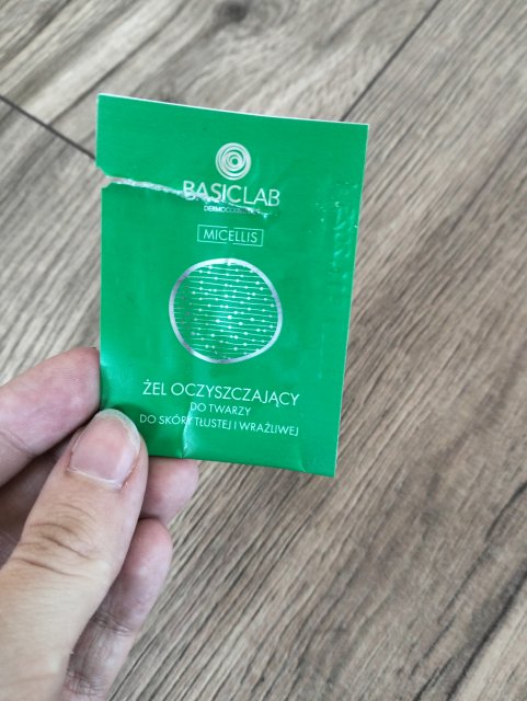 BasicLab Dermocosmetics Micellis, Żel do mycia twarzy, Oczyszczający, Do skóry tłustej i wrażliwej