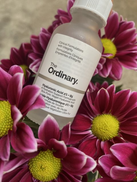 The Ordinary Serum do twarzy, Nawilżające, Z kwasem hialuronowym 2% i witaminą B5