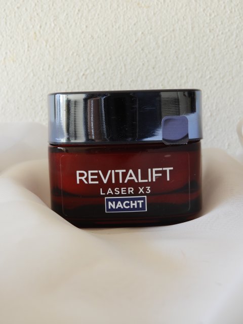 Krem do twarzy na noc L’Oréal