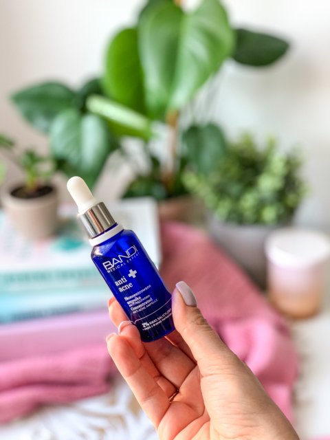 Bandi Medical Expert, Anti Acne +, Ampułka antytrądzikowa, Skoncentrowana, 2% kwas salicylowy + olejek z drzewa herbacianego